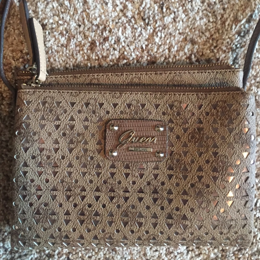 Guess Crossbody